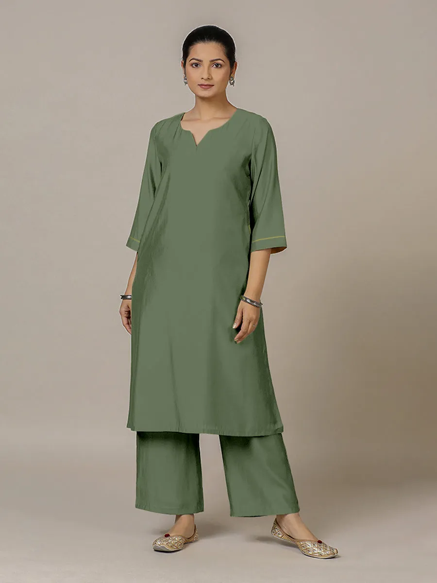 Sadaf x Rozaana | A Line Kurta in Hunter Green with Thread Work | Coords or Only Kurta