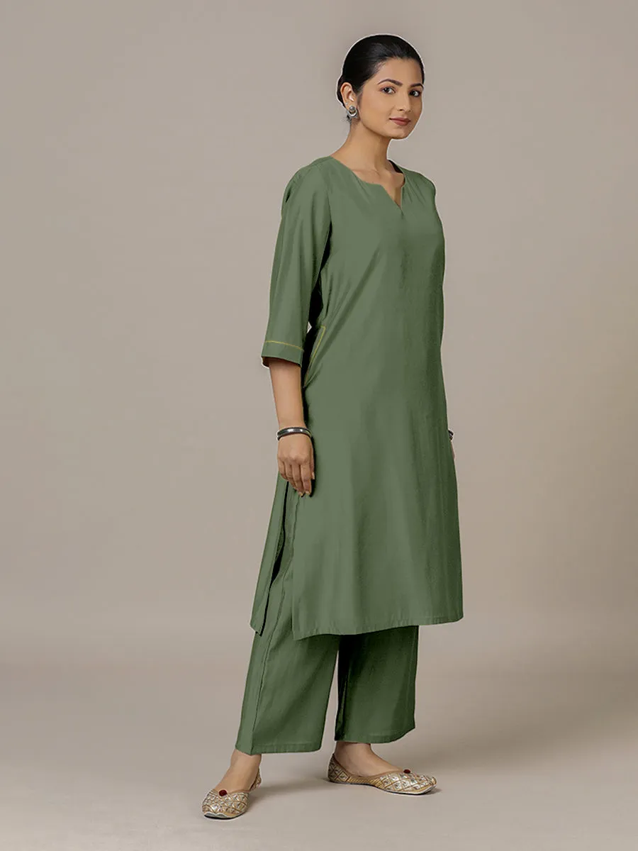 Sadaf x Rozaana | A Line Kurta in Hunter Green with Thread Work | Coords or Only Kurta