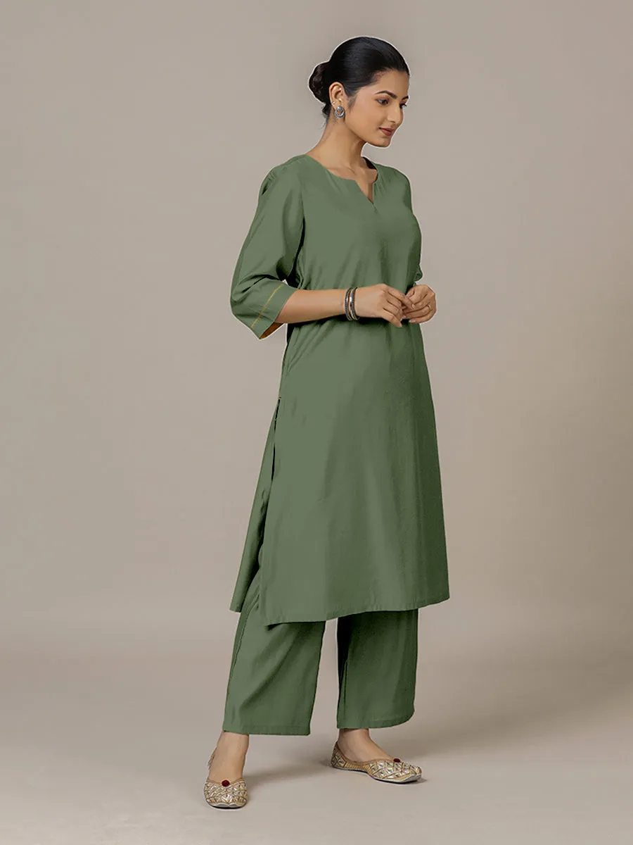 Sadaf x Rozaana | A Line Kurta in Hunter Green with Thread Work | Coords or Only Kurta